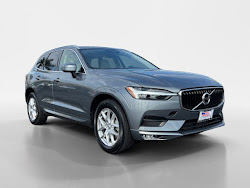 2021 Volvo XC60 Momentum